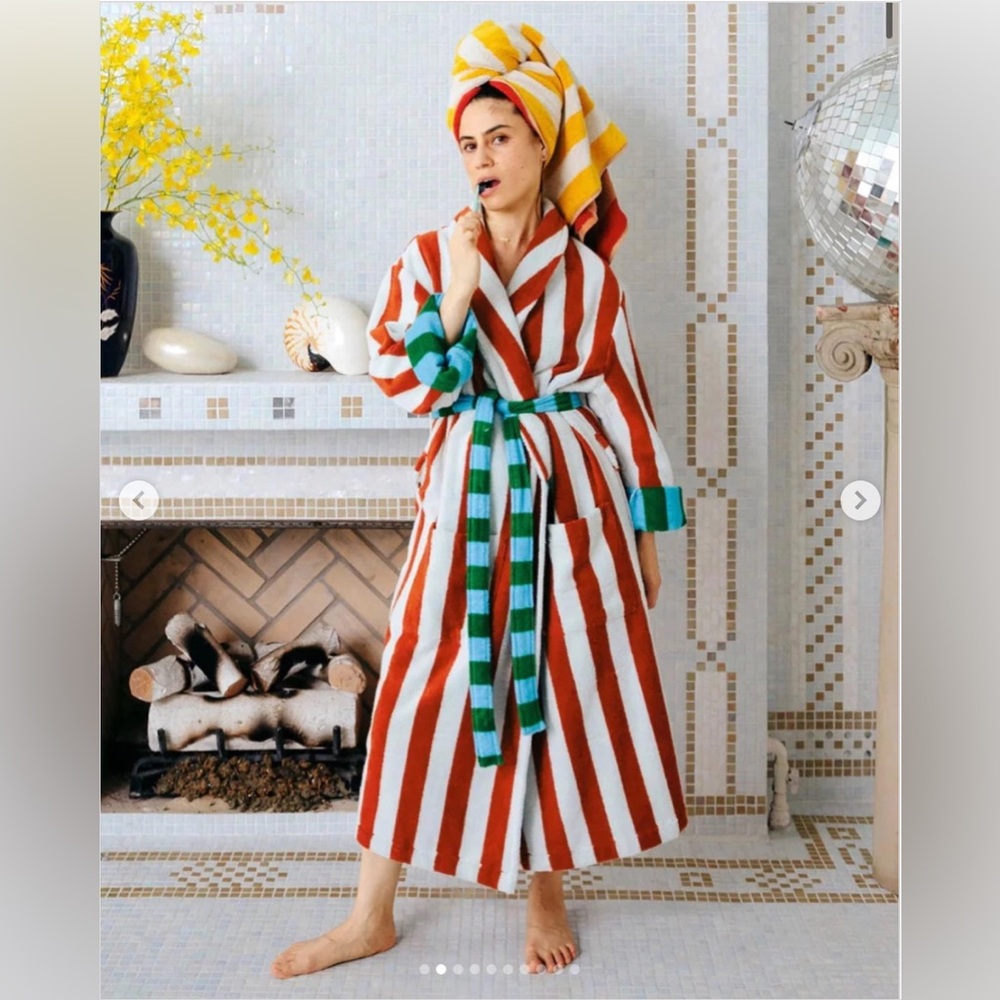 Dusen and Dusen Robe